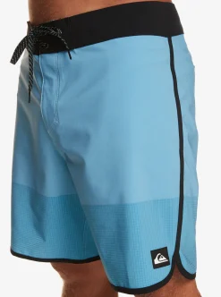 Shop Quiksilver Highline Scallop 19
