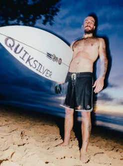 Clearance Quiksilver Original Scallop 18