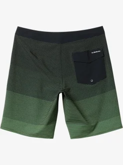 Best Quiksilver Surfsilk Massive 20" Boardshorts Climbing Ivy