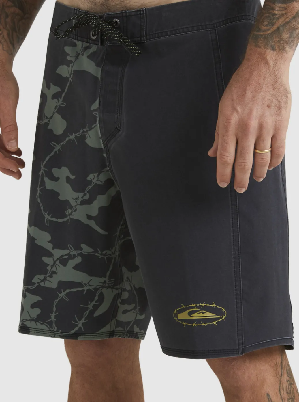 Cheap Quiksilver Surfsilk Mikey Arch 19" Boardshorts Black
