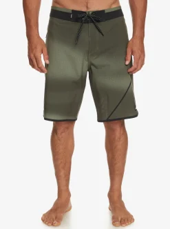 Hot Quiksilver Surfsilk New Wave 20