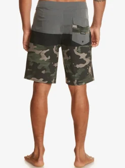 Shop Quiksilver Surfsilk Panel 20