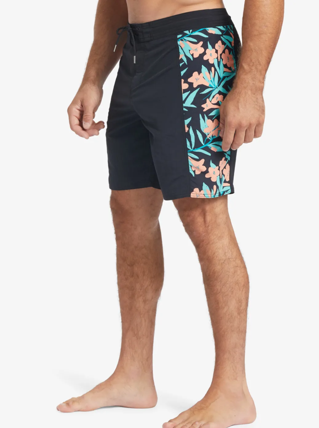 Hot Quiksilver Waterman Cliffside Solid 19" Boardshorts Black